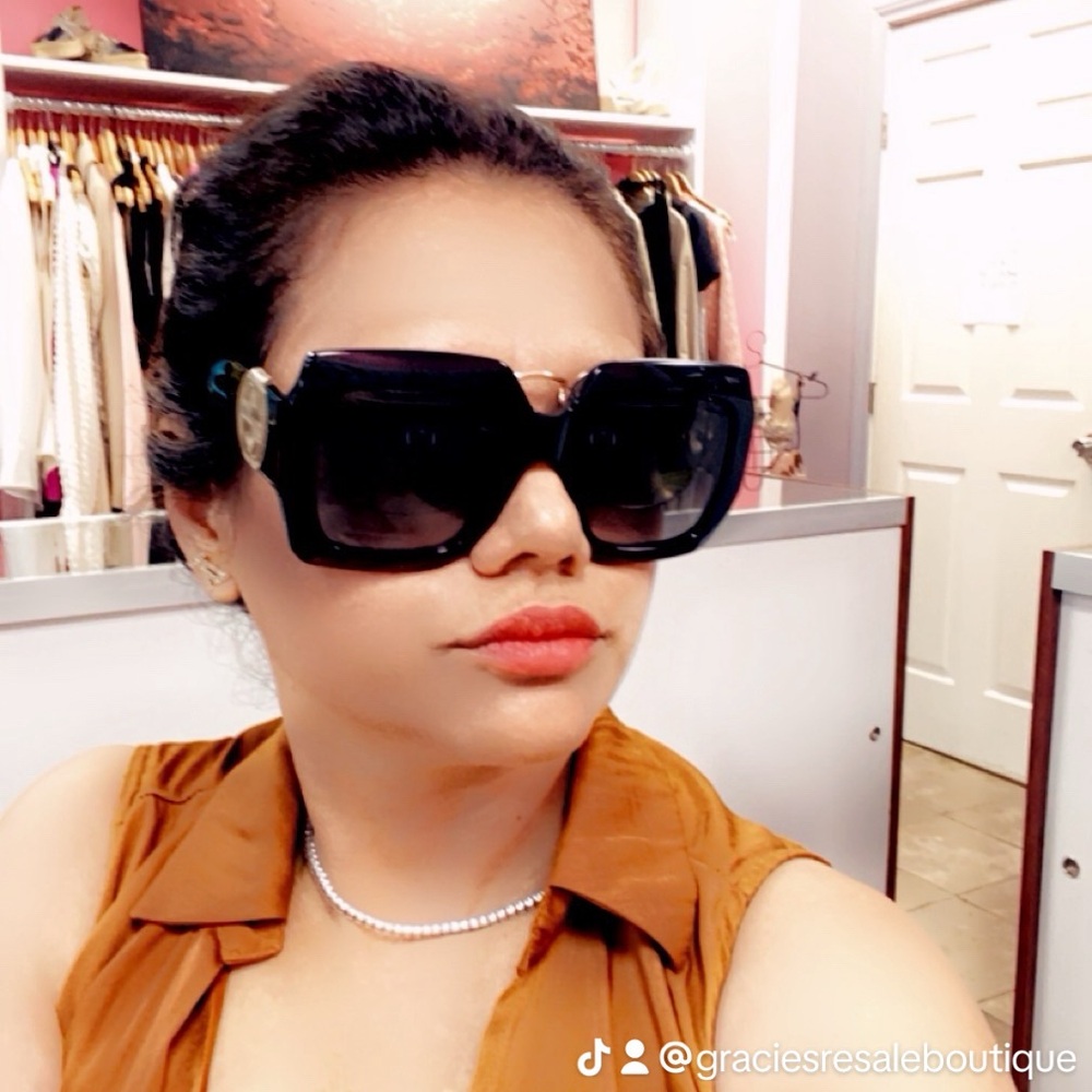 Brand new Gucci sunglasses